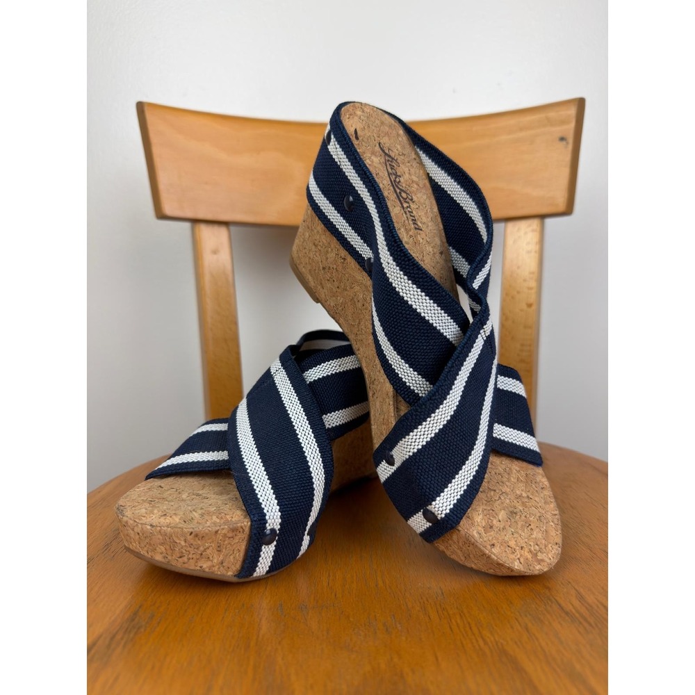Lucky Brand Women's Wedge Sandals 7.5 White Blue Coastal Summer Boho Romantic